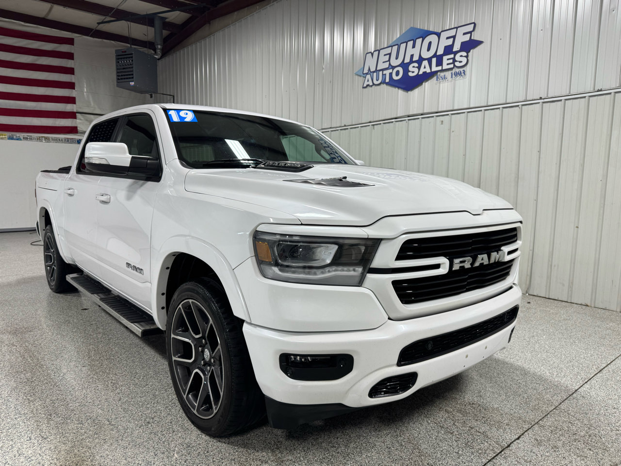 Used 2019 RAM 1500 Laramie image 2