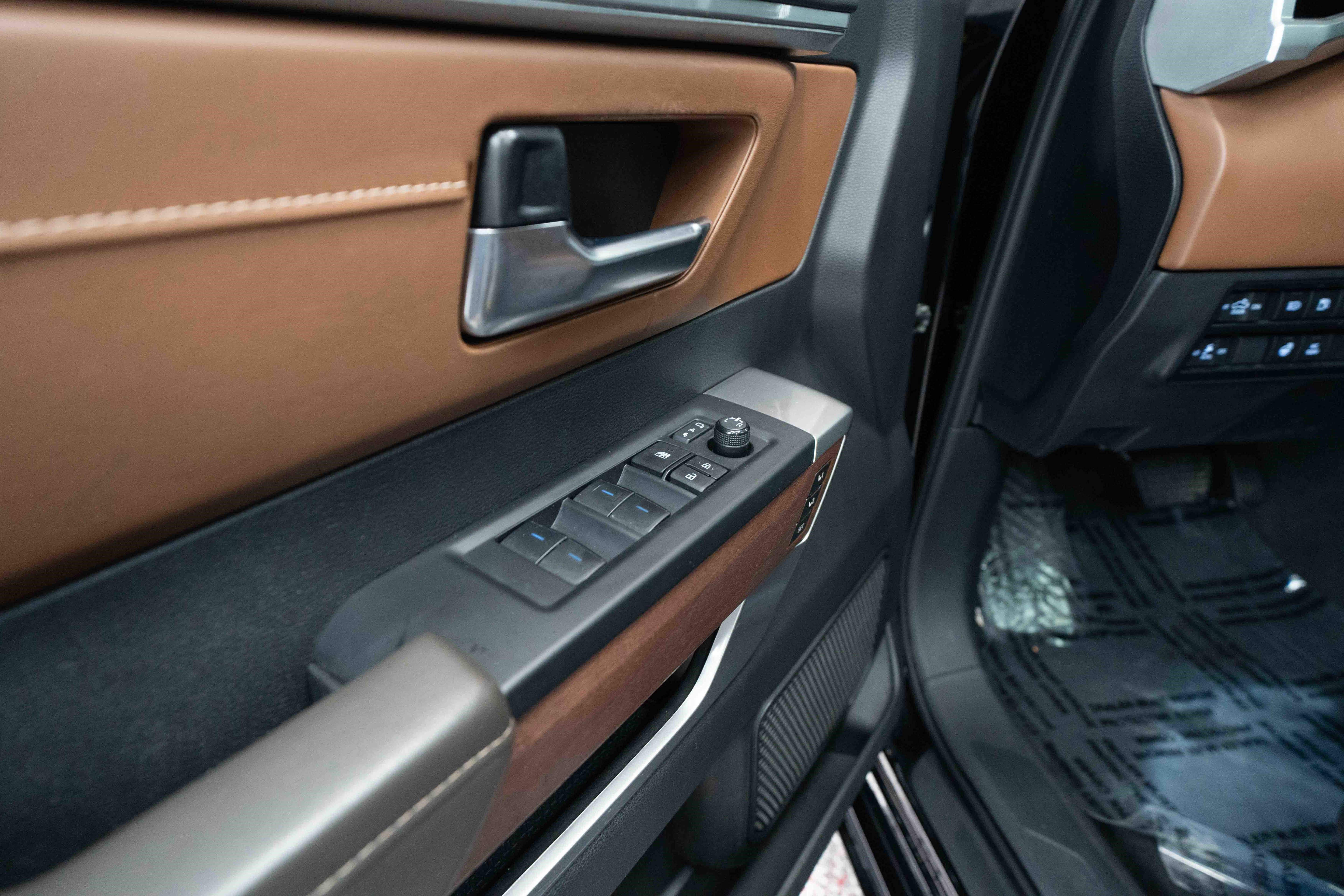 Used 2023 Toyota Tundra 1794 Edition image 7