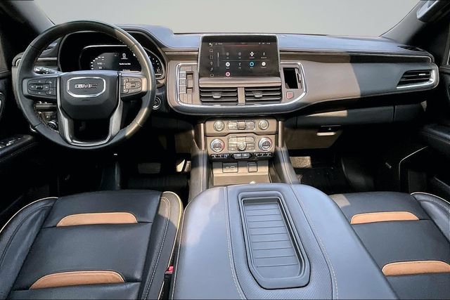 Used 2023 GMC Yukon AT4 w/ AT4 Premium Plus Package AWD/4WD image 7