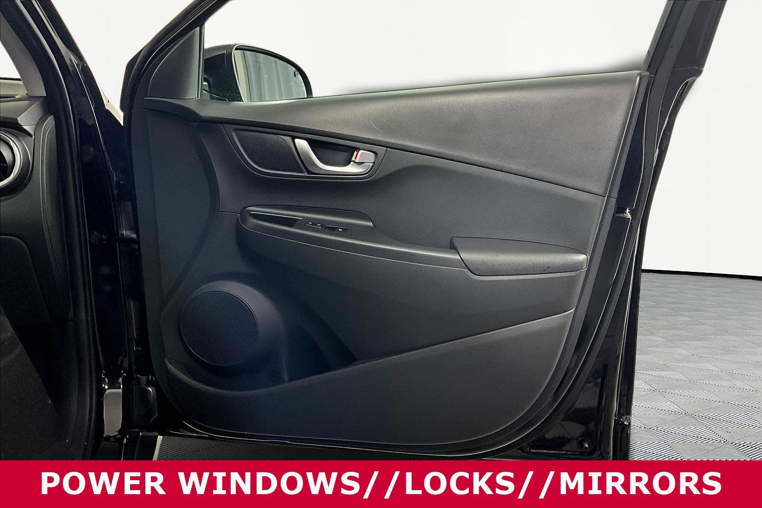 Used 2022 Hyundai Kona SEL w/ Convenience Package image 26