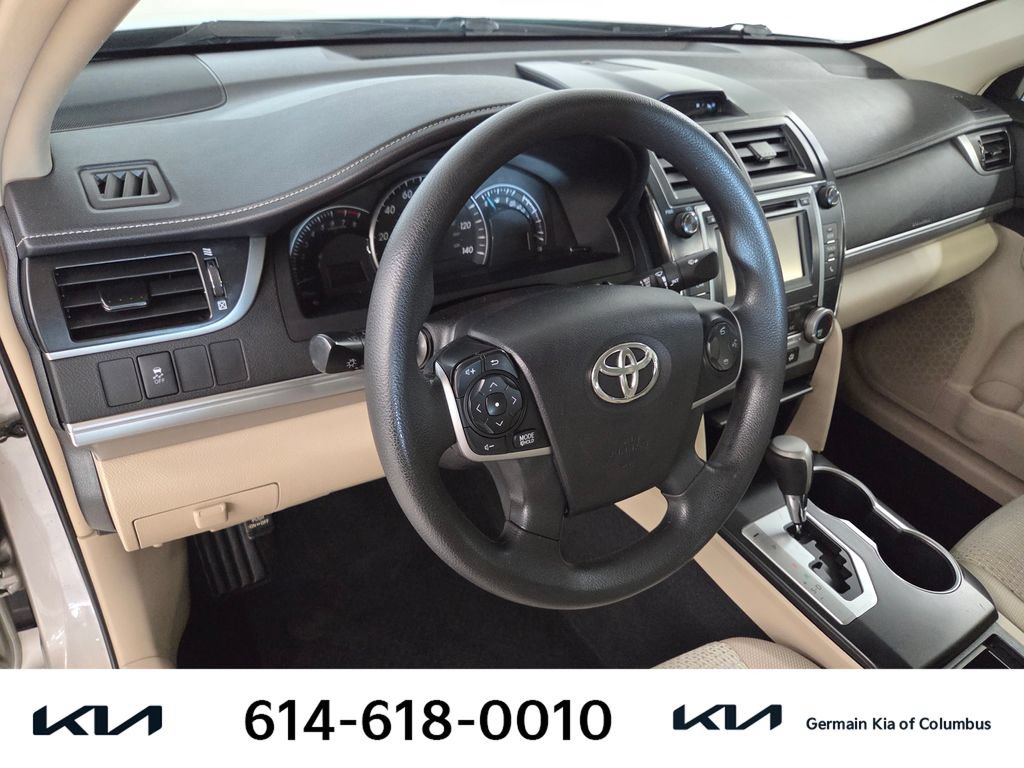 Used 2014 Toyota Camry LE FWD image 17