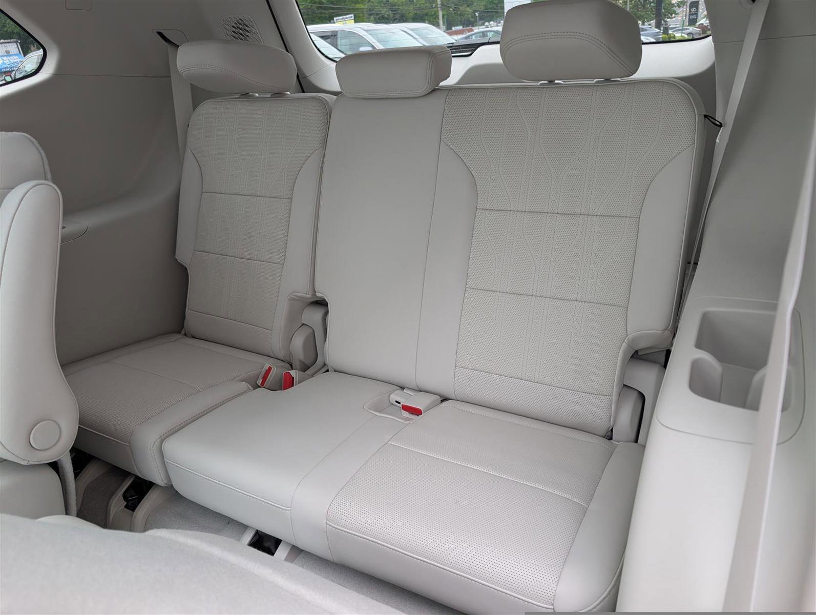 New 2026 Buick Enclave Avenir w/ Super Cruise Package image 14