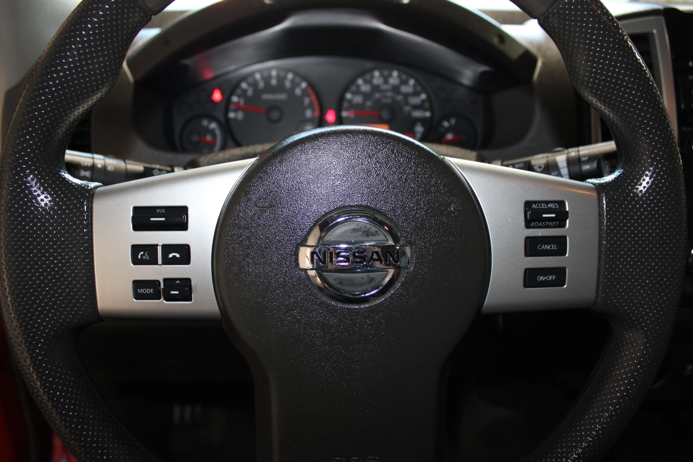 Used 2015 Nissan Xterra S w/ Value Package RWD image 17