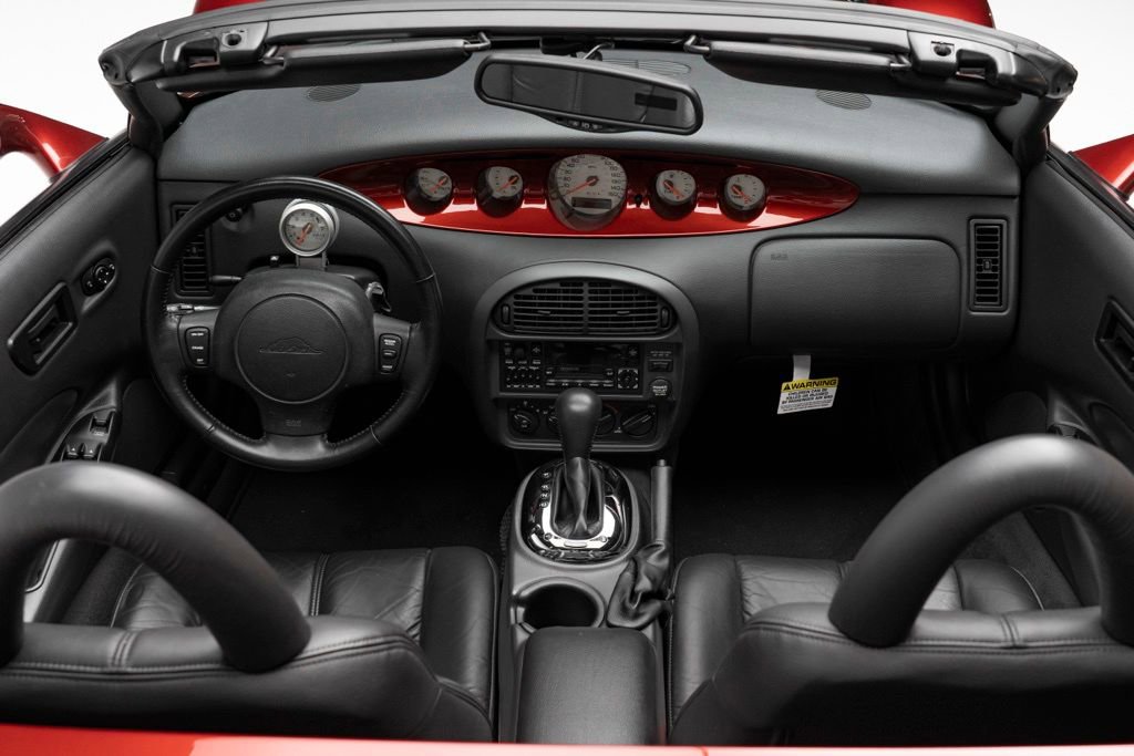 Used 2002 Chrysler Prowler image 2