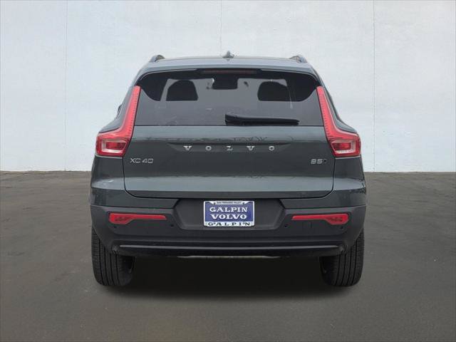 New 2026 Volvo XC40 B5 Ultra w/ Climate Package AWD/4WD image 5