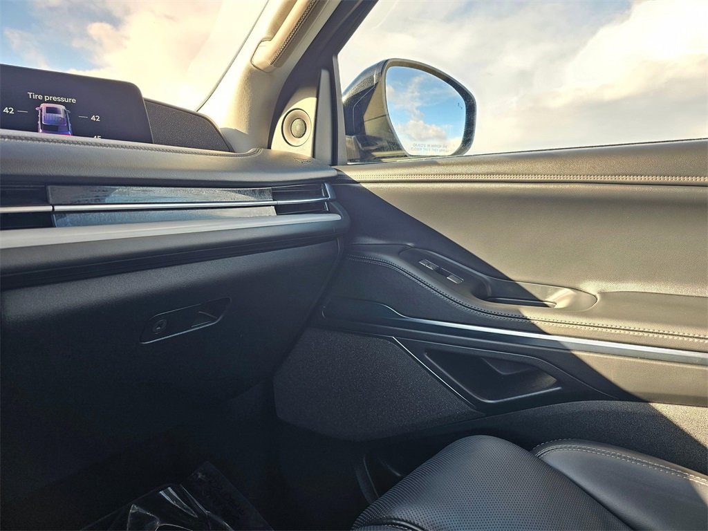 Used 2025 Lincoln Navigator L Reserve image 27