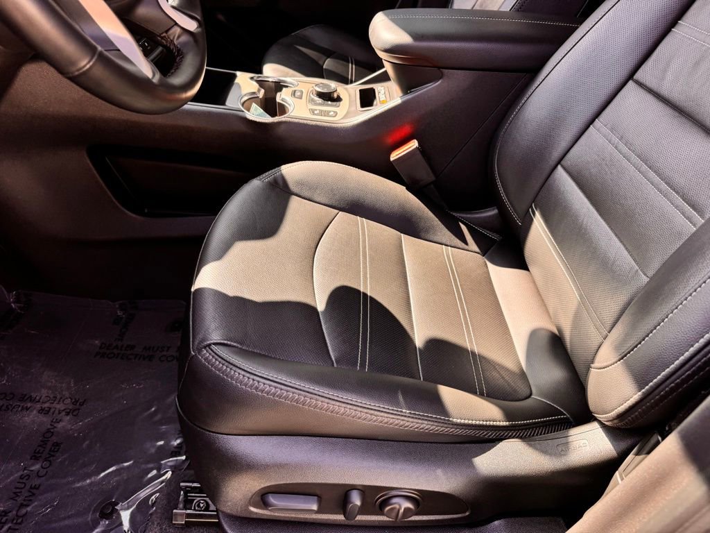 Used 2023 GMC Terrain Denali image 35