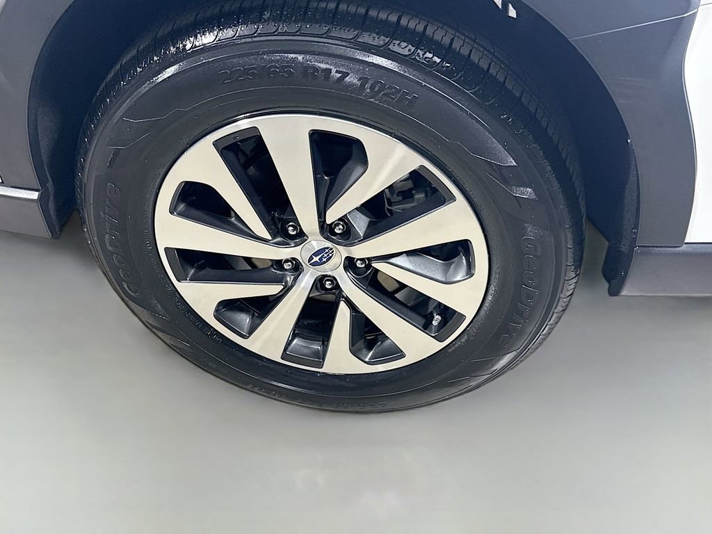 Used 2024 Subaru Outback Premium AWD/4WD image 31