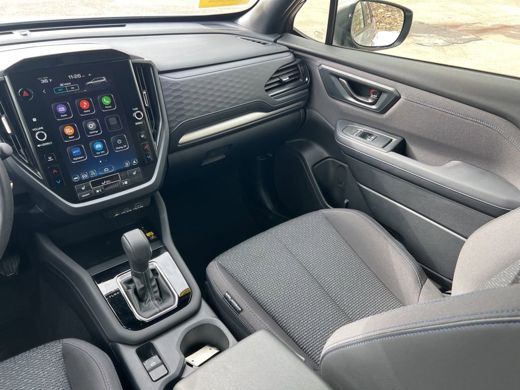 Used 2025 Subaru Forester Premium image 22