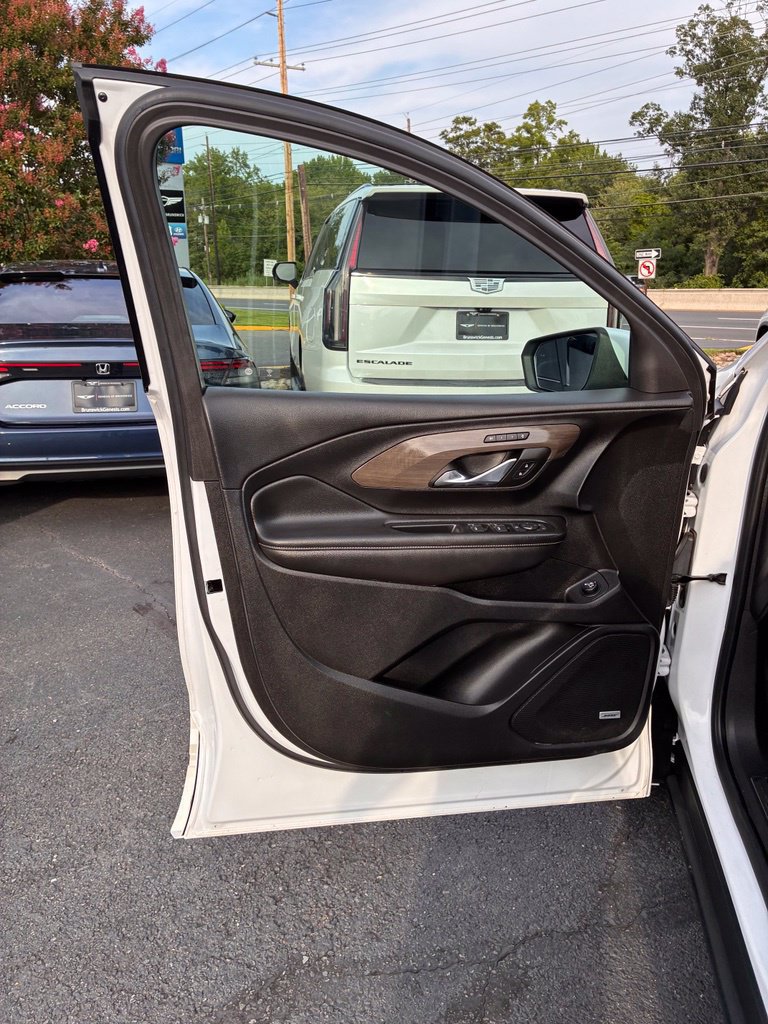 Used 2023 GMC Terrain Denali AWD/4WD image 30