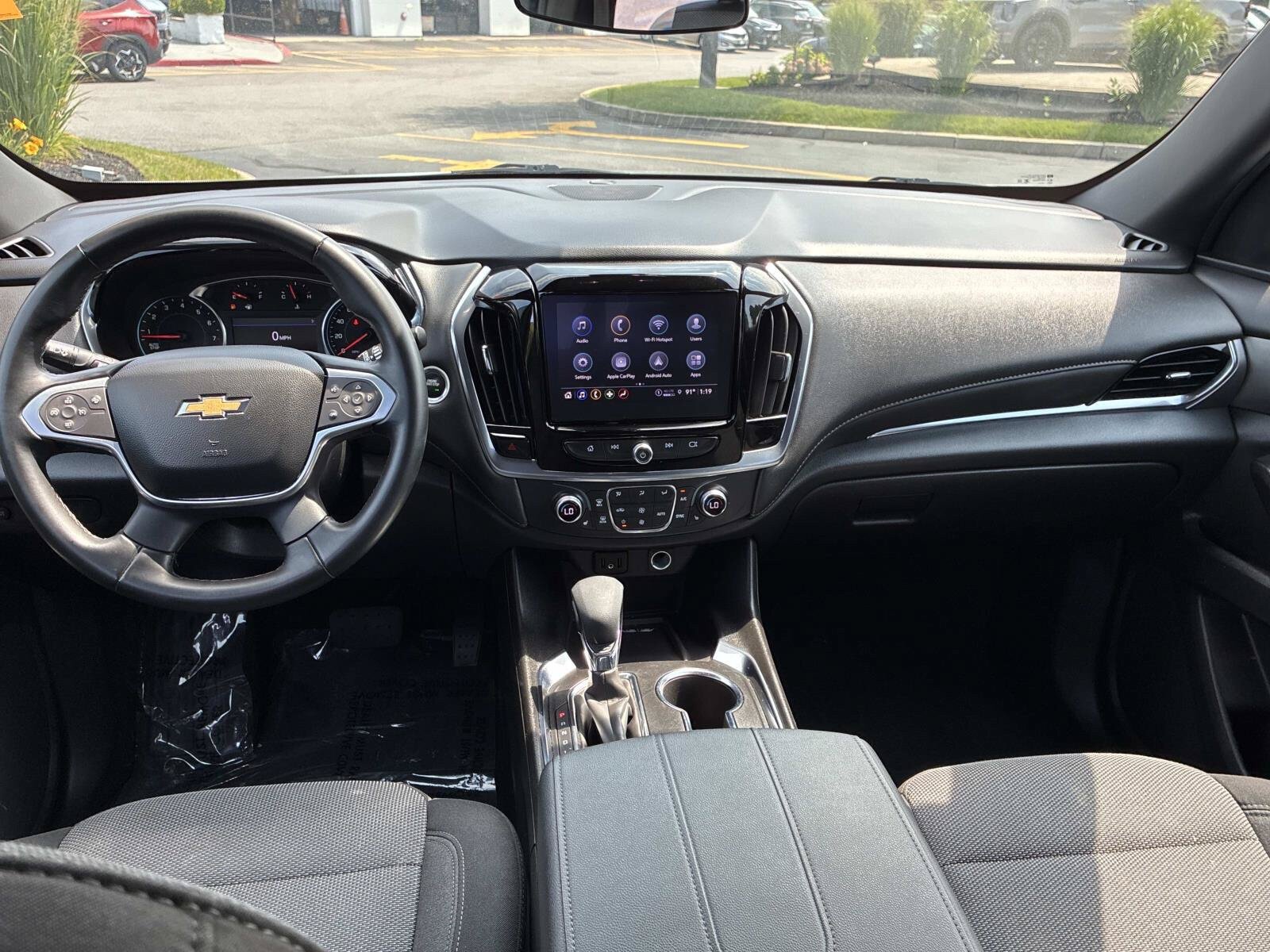 Used 2023 Chevrolet Traverse LT AWD/4WD image 19