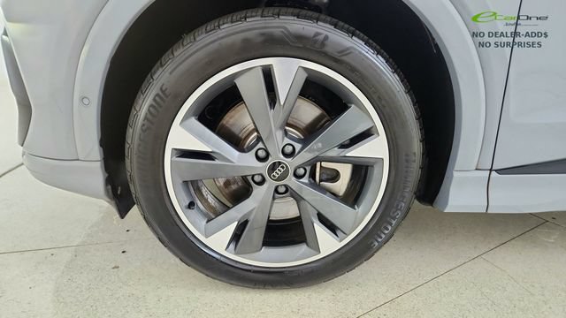 Used 2024 Audi Q4 e-tron Prestige AWD/4WD image 56