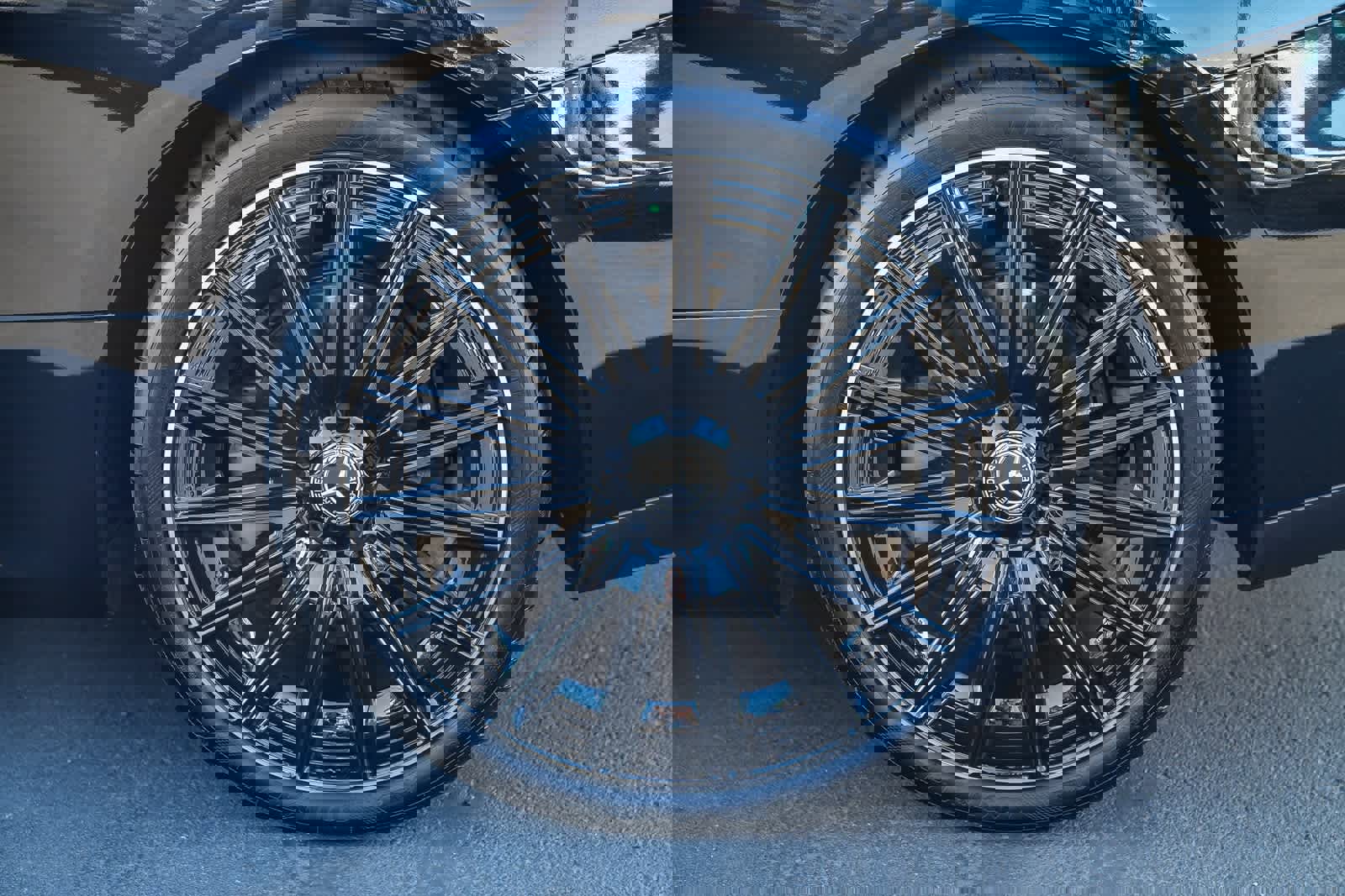 Used 2025 Mercedes-Benz CLE 300 4MATIC Coupe image 10