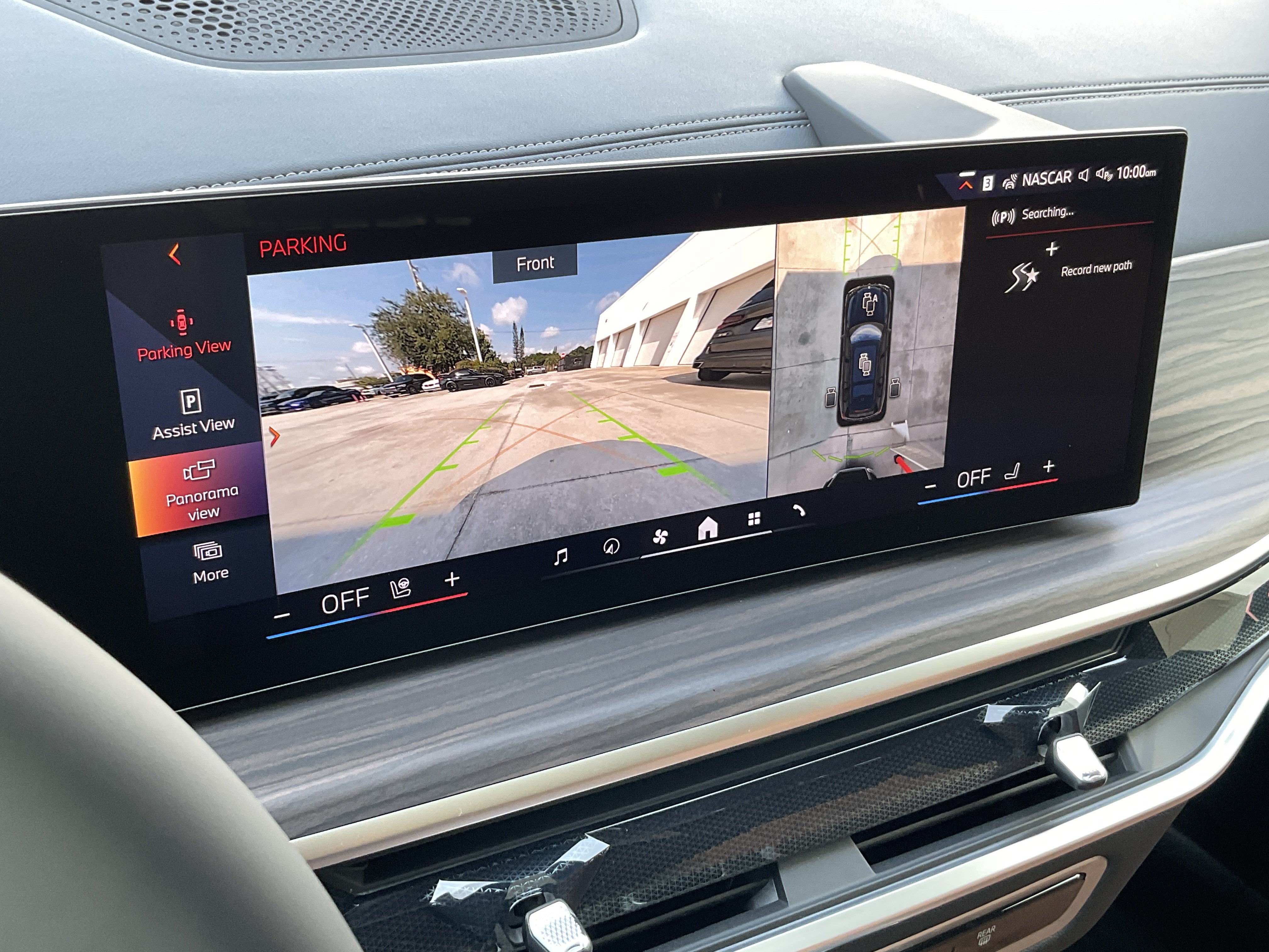 New 2027 BMW X7 xDrive40i w/ Executive Package AWD/4WD image 17