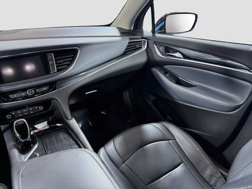 Used 2018 Buick Enclave Essence w/ Trailering Package FWD image 23