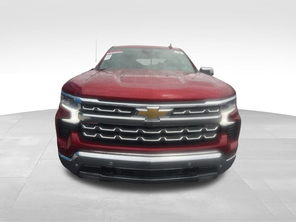 Used 2025 Chevrolet Silverado 1500 LTZ w/ Technology Package AWD/4WD image 44