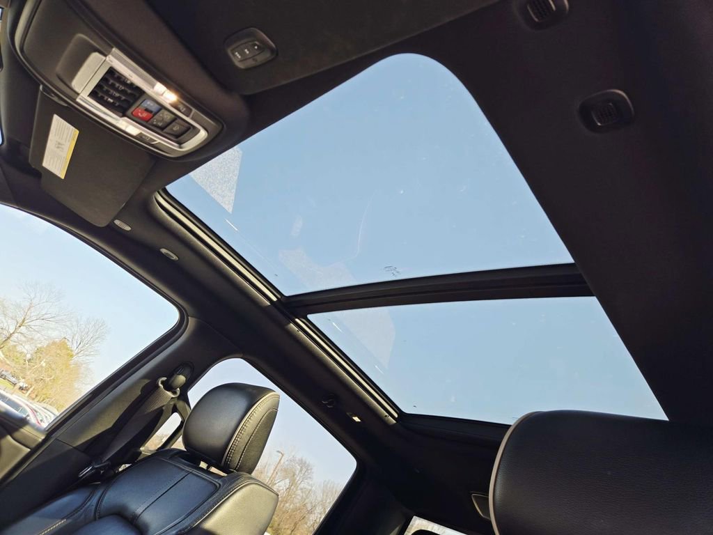 Used 2019 RAM 1500 Limited image 9