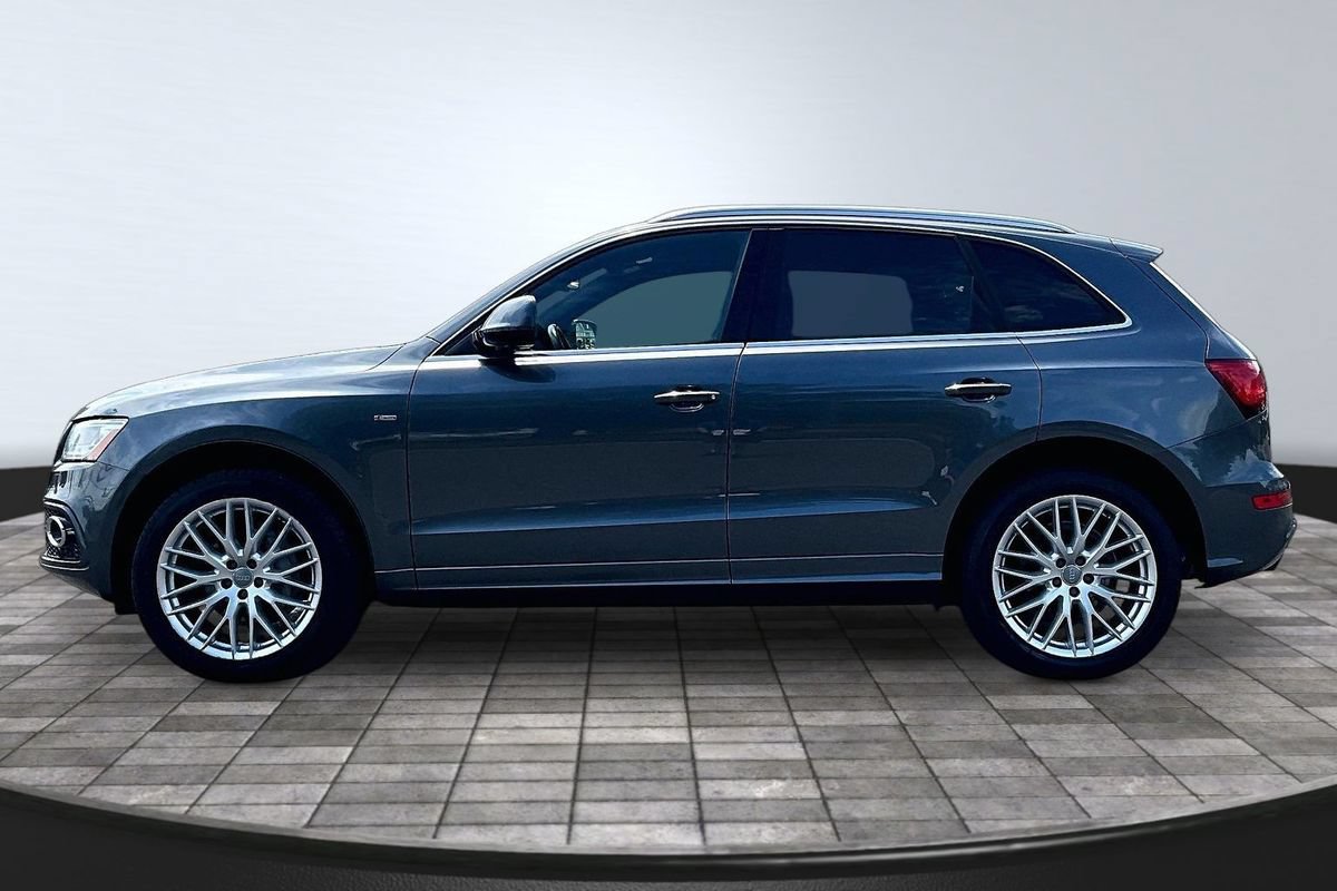 Used 2017 Audi Q5 2.0T Premium Plus w/ Technology Package AWD/4WD image 4