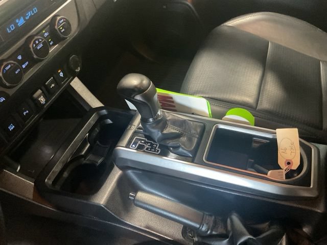 Used 2022 Toyota Tacoma Limited w/ Nightshade Package AWD/4WD image 25