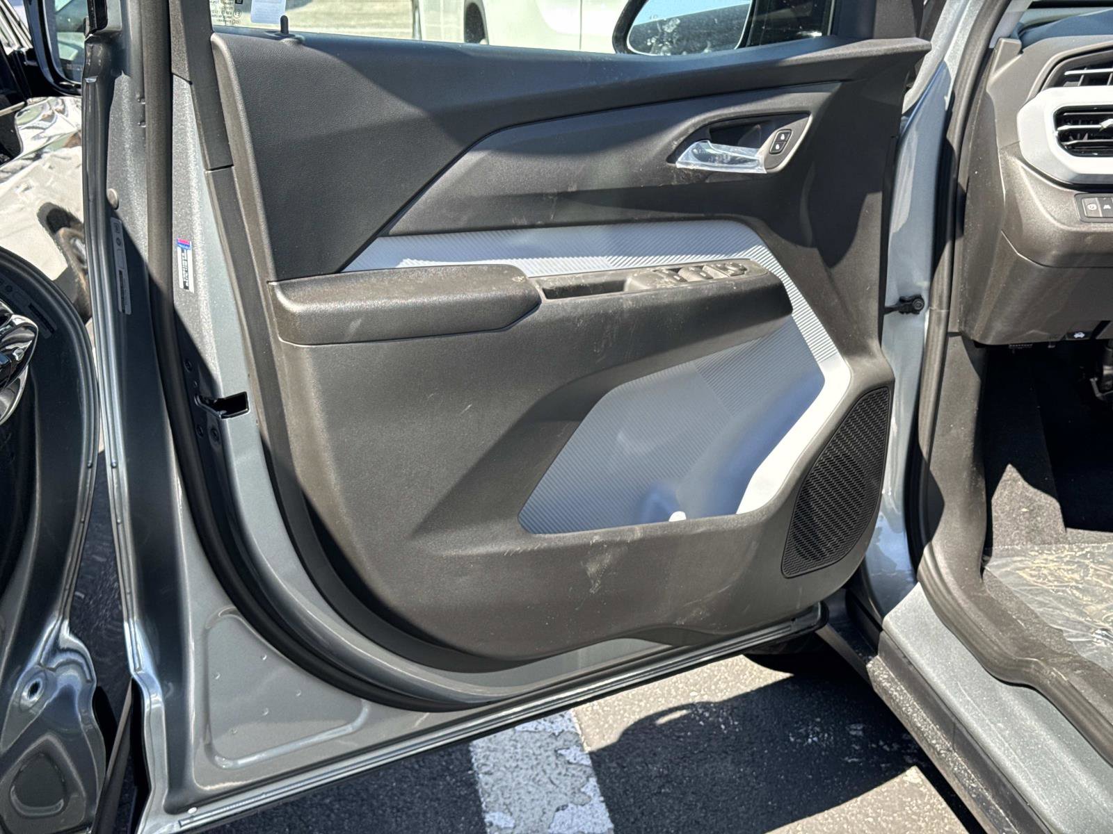 New 2027 Chevrolet Bolt LT w/ Comfort Package image 14