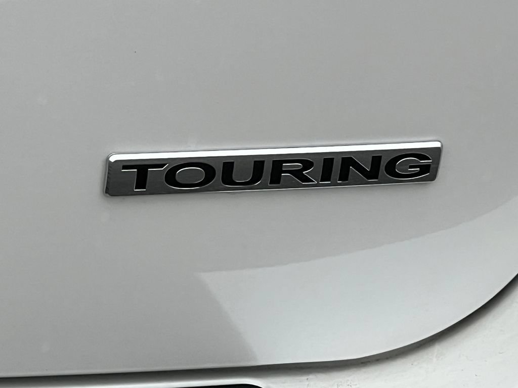 New 2026 Honda Odyssey Touring image 2