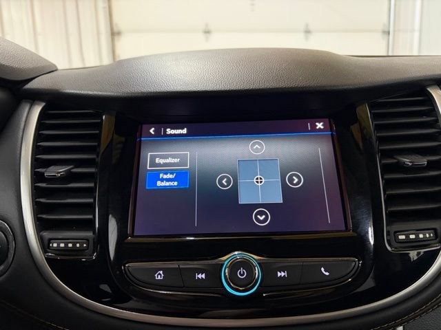Used 2020 Chevrolet Trax LT w/ LT Convenience Package AWD/4WD image 38
