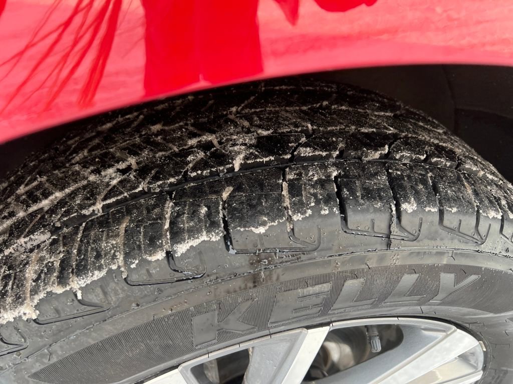 Used 2024 Chevrolet Equinox LT w/ LPO, Floor Liner Package image 28