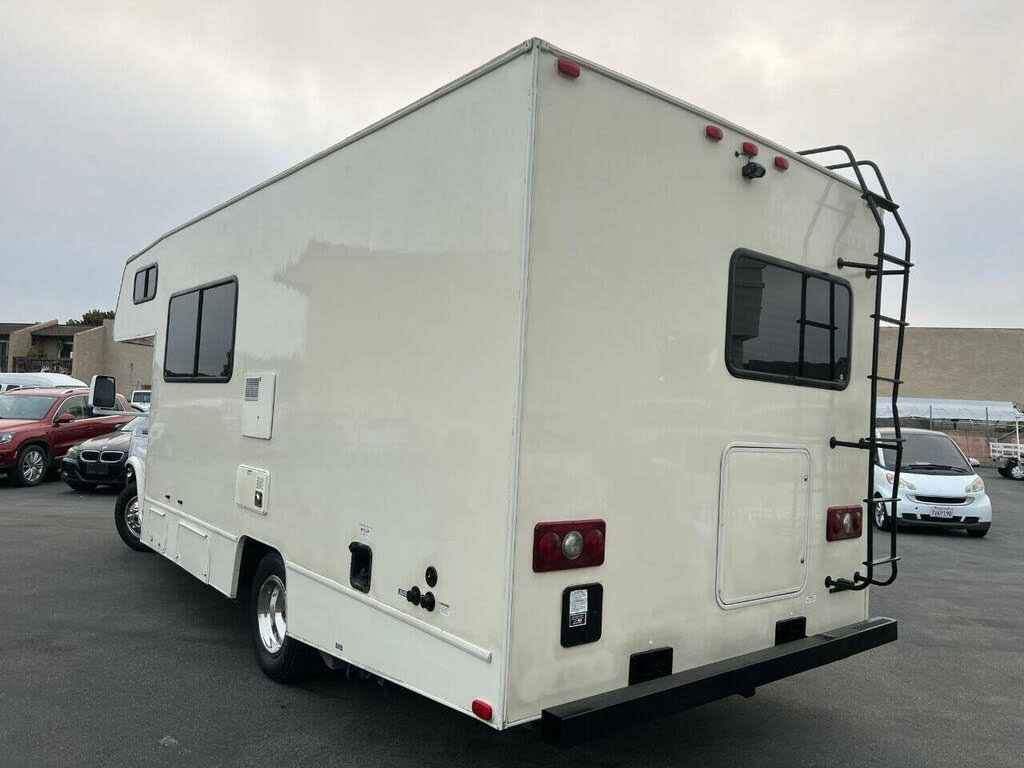 Used 2014 Ford E-350 and Econoline 350 Super Duty image 35