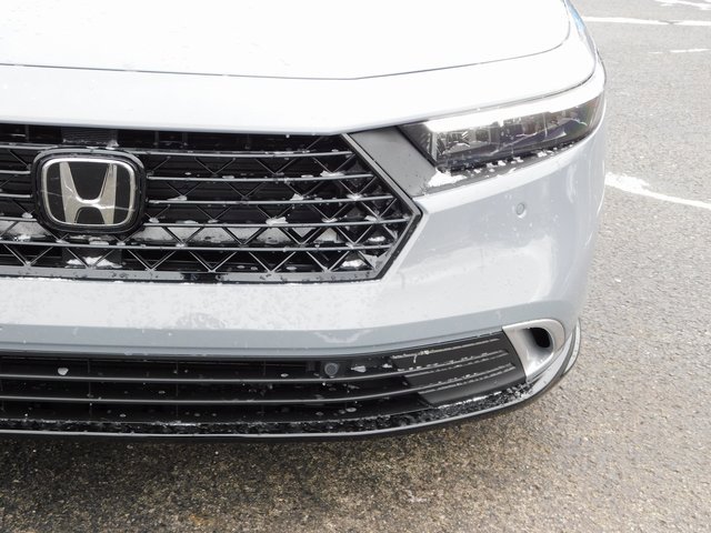 New 2025 Honda Accord Touring image 9