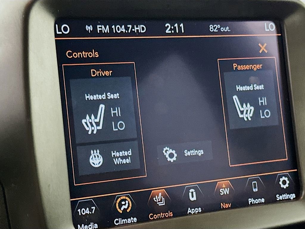 Used 2021 Jeep Renegade Limited image 28