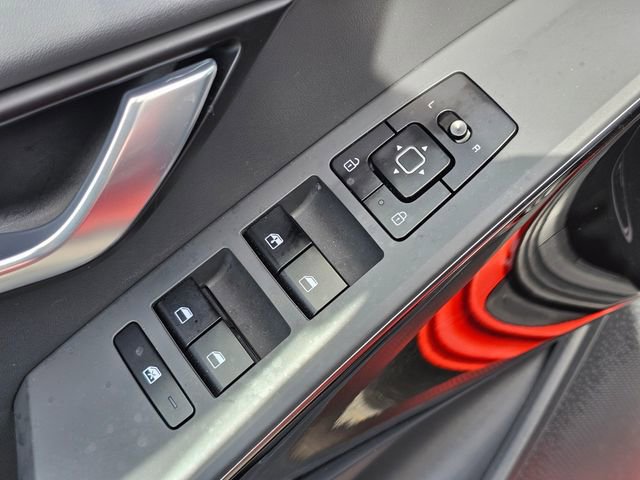 Certified 2023 Kia Niro EX FWD image 25