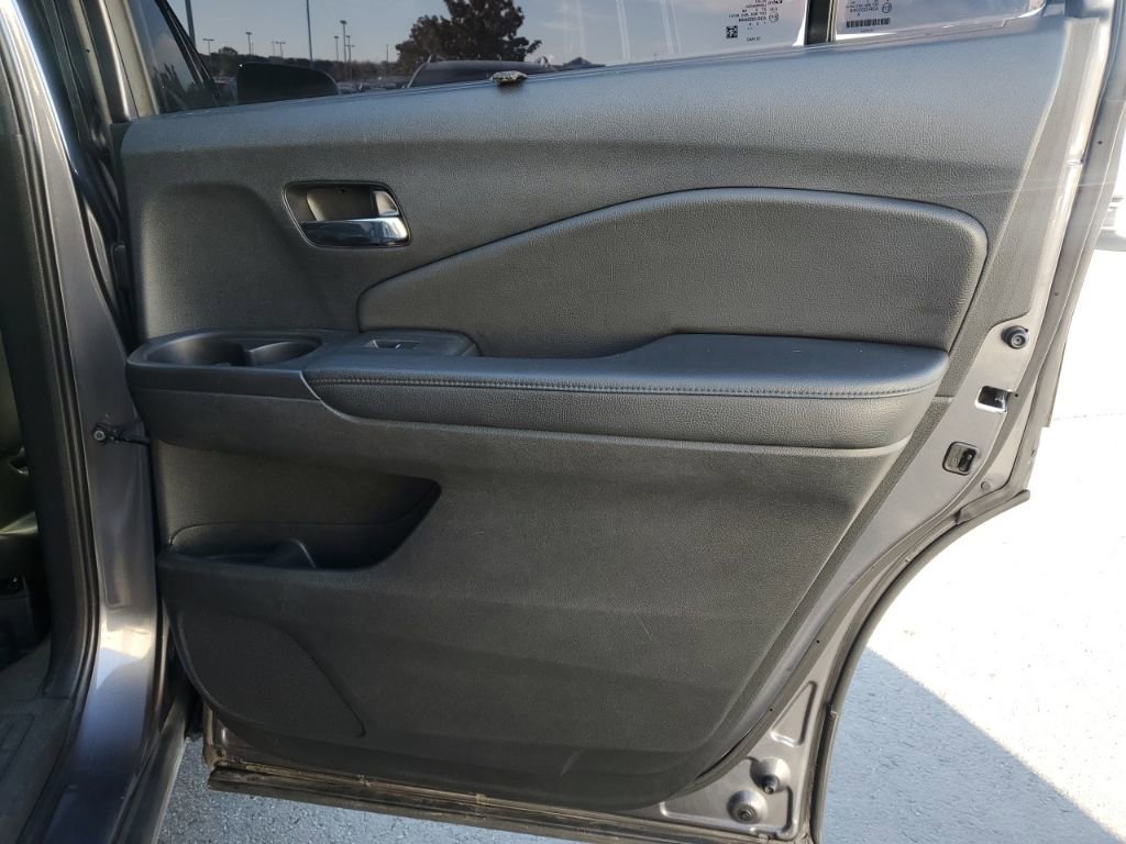 Used 2022 Honda Pilot Elite image 40