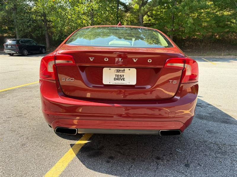 Used 2014 Volvo S60 T5 FWD image 5
