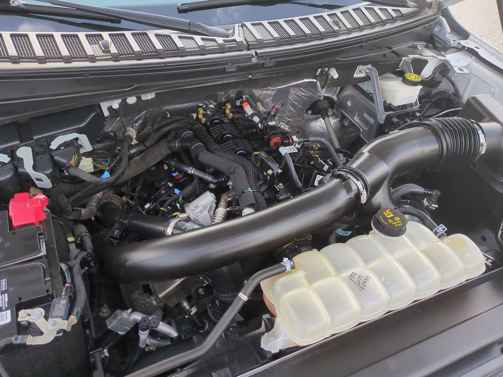 Used 2024 Ford Expedition XLT RWD image 30