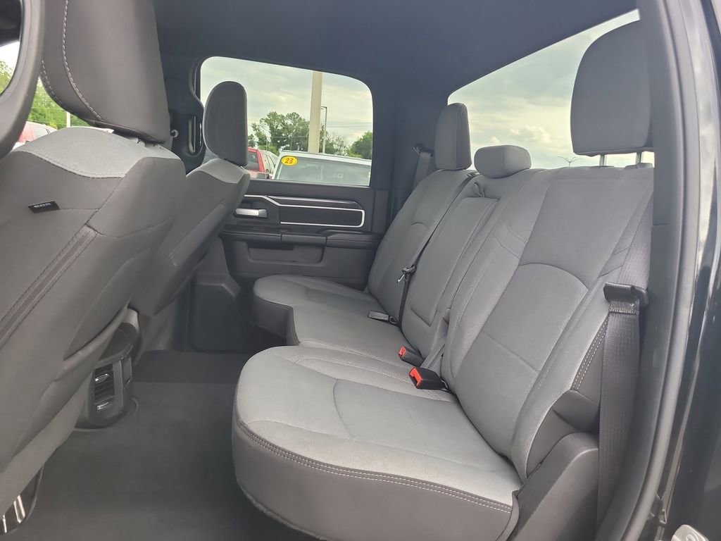 Used 2024 RAM 2500 Big Horn AWD/4WD image 12