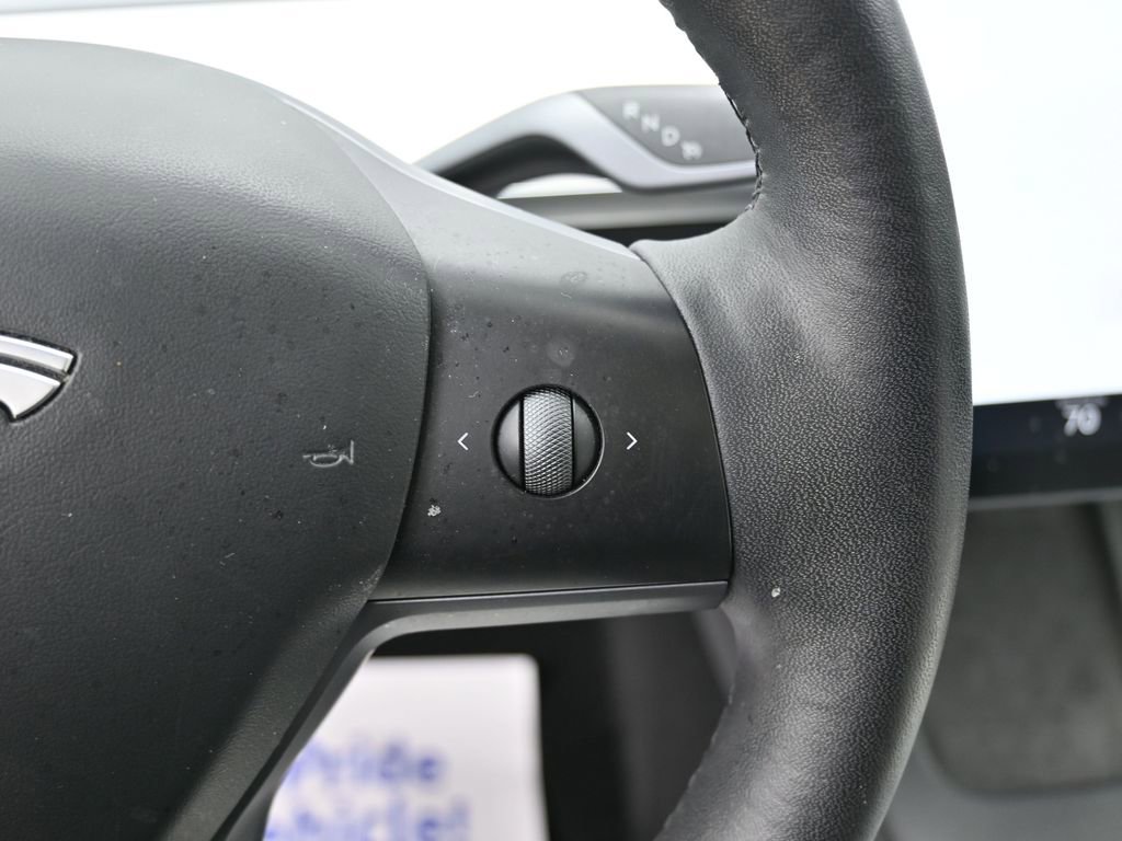 Used 2023 Tesla Model 3 Standard Range image 19
