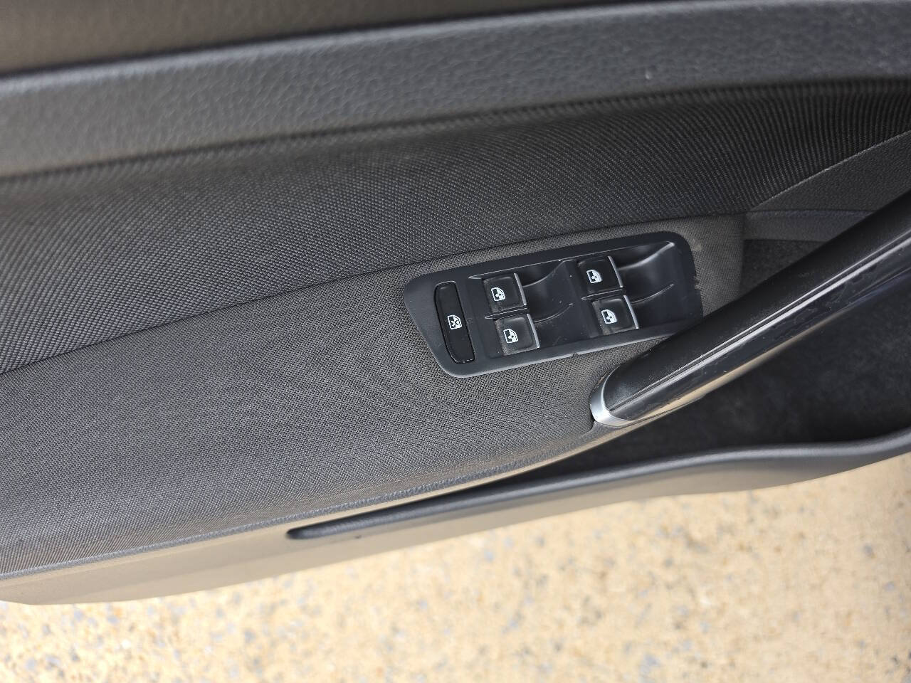 Used 2016 Volkswagen GTI S FWD image 8
