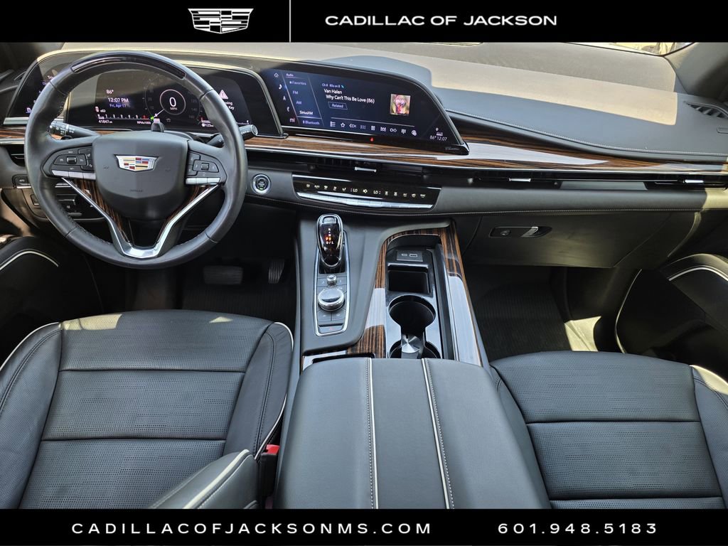 Used 2023 Cadillac Escalade Premium Luxury w/ Performance Package AWD/4WD image 9