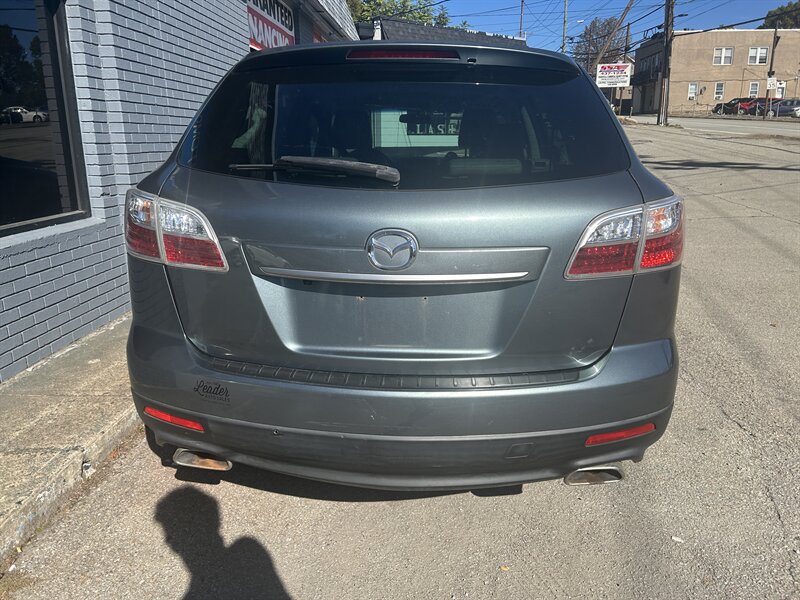 Used 2011 MAZDA CX-9 Touring w/ Moonroof & Bose Audio Pkg AWD/4WD image 3