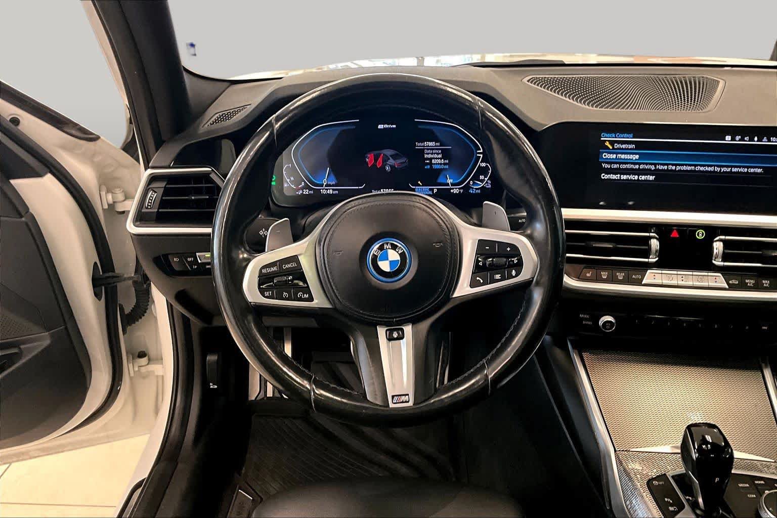 Used 2022 BMW 330e w/ M Sport Package RWD image 16