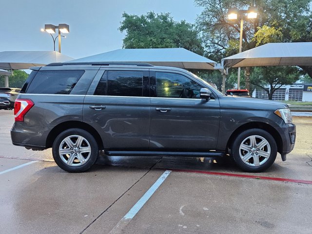 Used 2018 Ford Expedition XLT w/ Equipment Group 201A RWD image 4