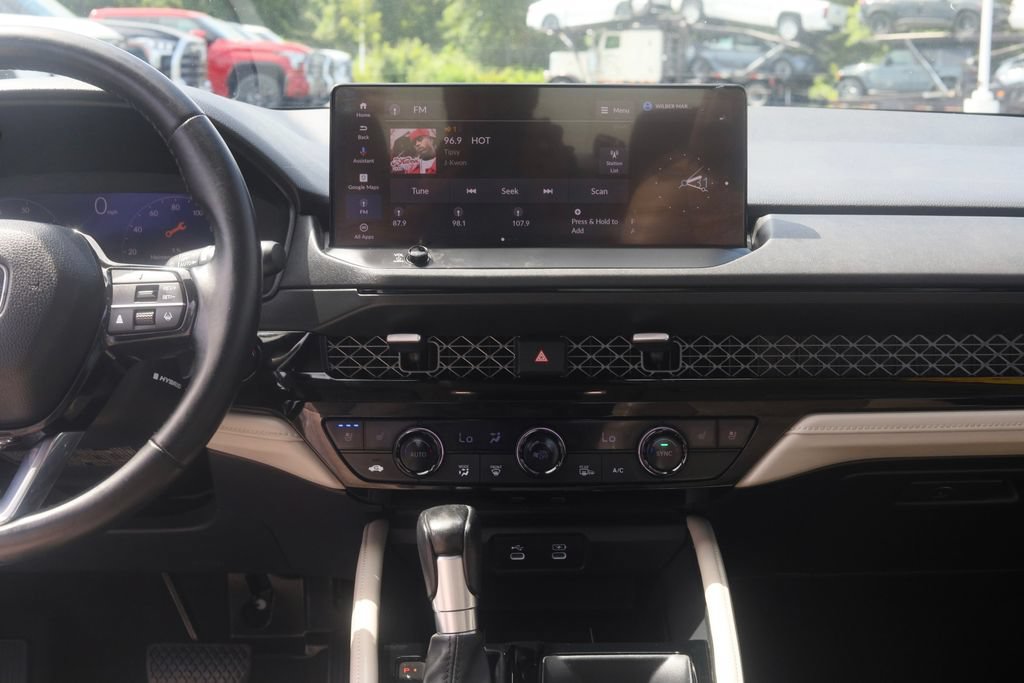 Used 2023 Honda Accord Touring image 33
