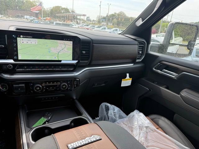 New 2026 Chevrolet Silverado 2500 High Country w/ High Country Premium Package AWD/4WD image 26