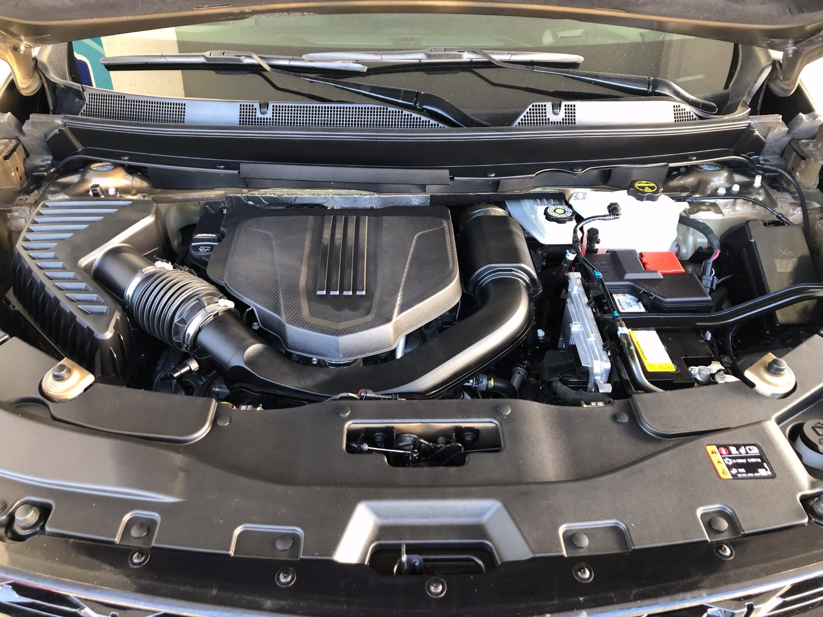 Used 2024 Chevrolet Traverse Z71 w/ Enhanced Driving Package AWD/4WD image 3