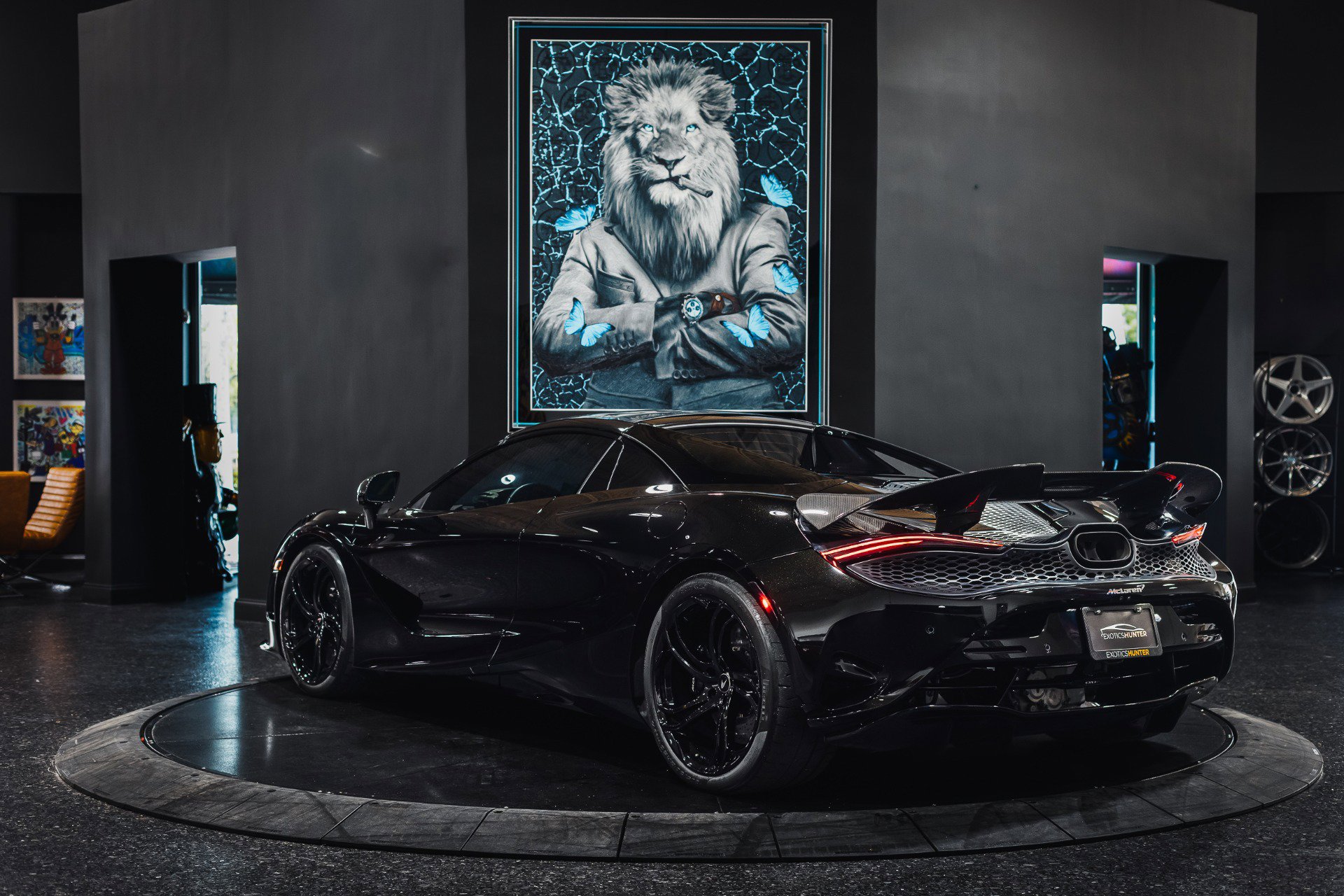 Used 2024 McLaren 750S Spider RWD image 60