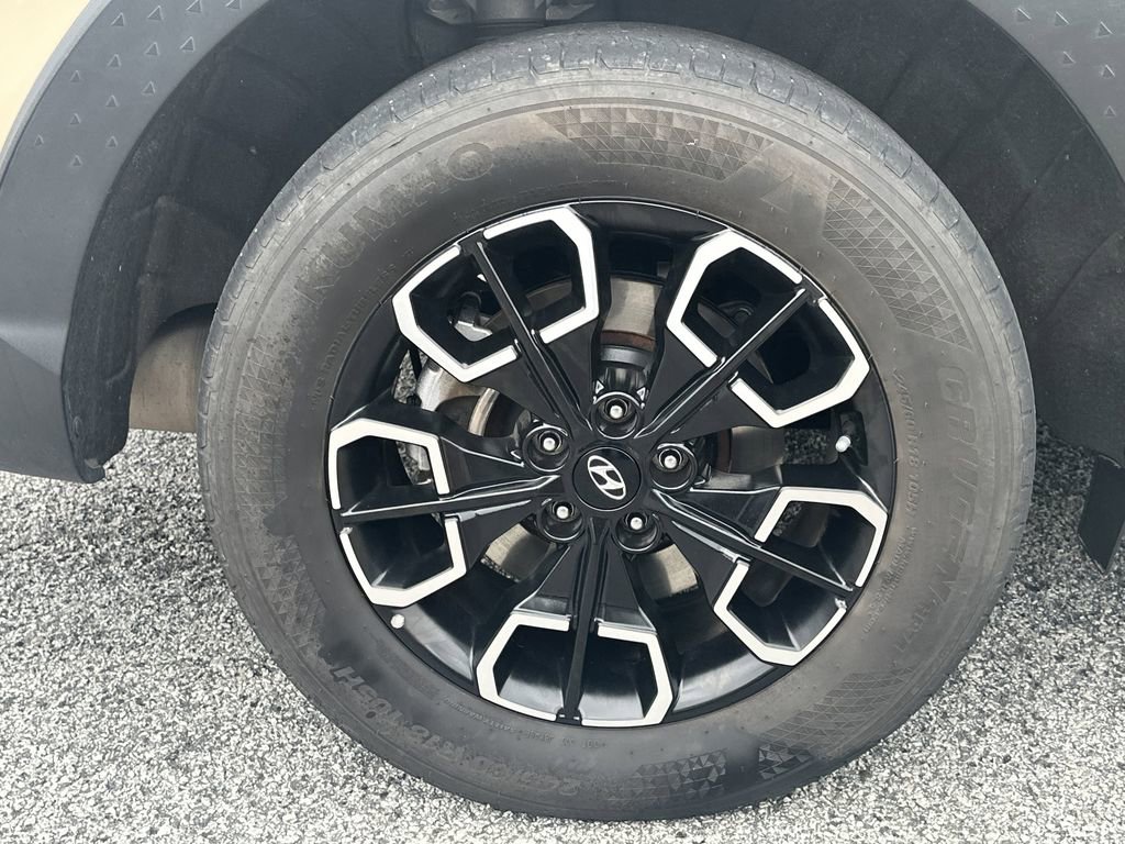 Used 2023 Hyundai Santa Cruz SEL Premium w/ Cargo Package image 18