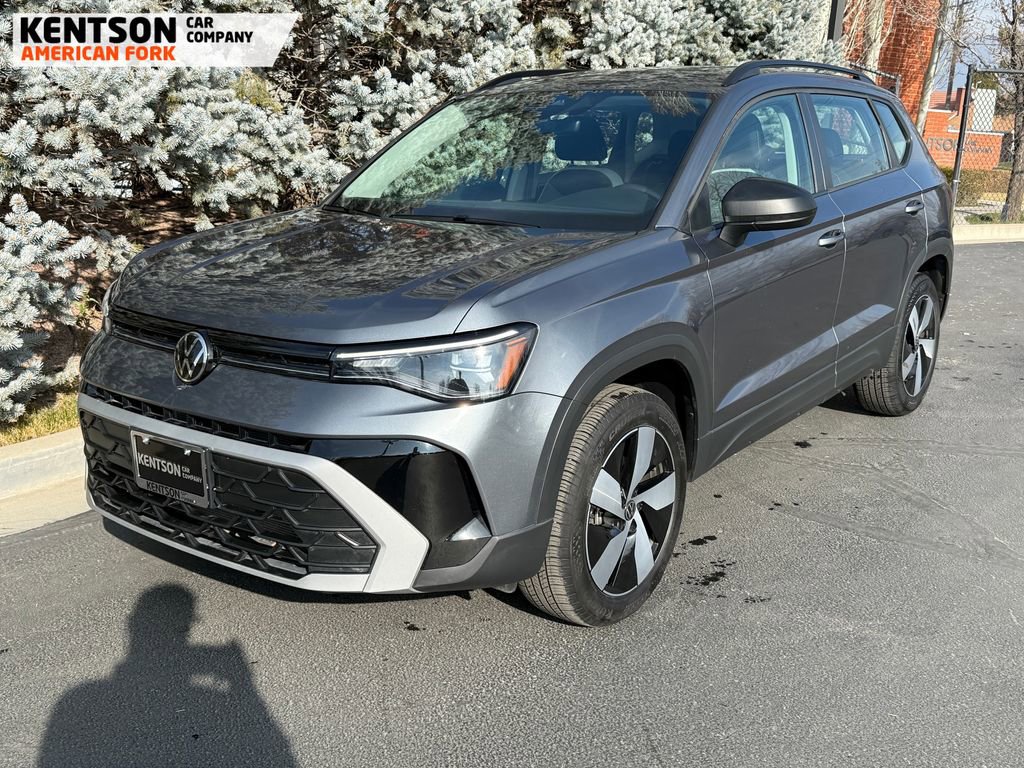 Used 2025 Volkswagen Taos S image 3