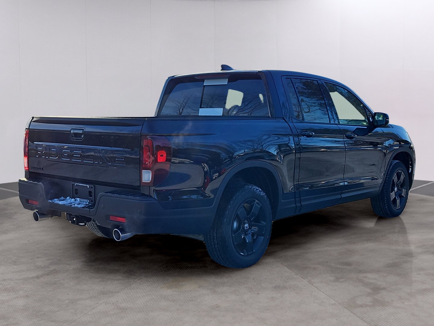 New 2026 Honda Ridgeline Black Edition image 3