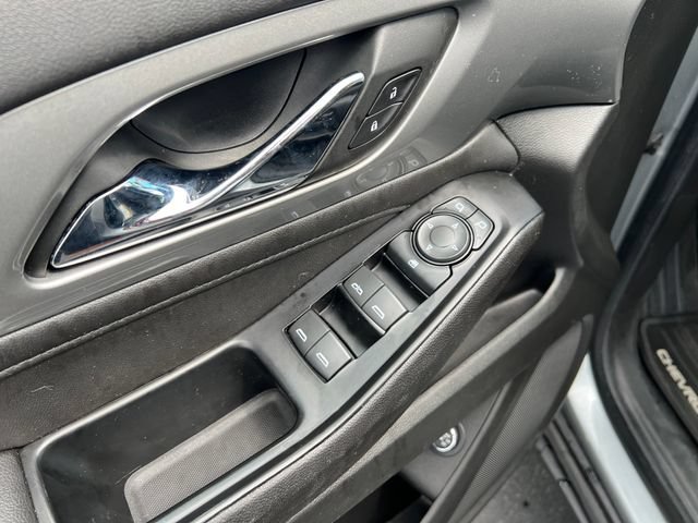 Certified 2023 Chevrolet Traverse LT FWD image 11