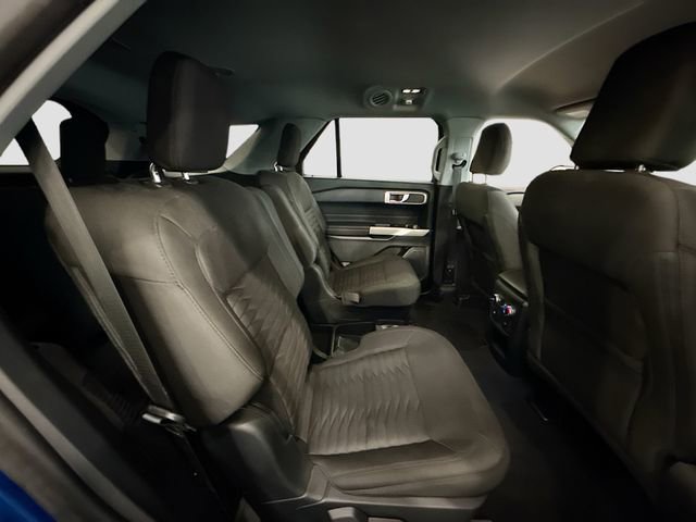 Used 2021 Ford Explorer XLT image 28